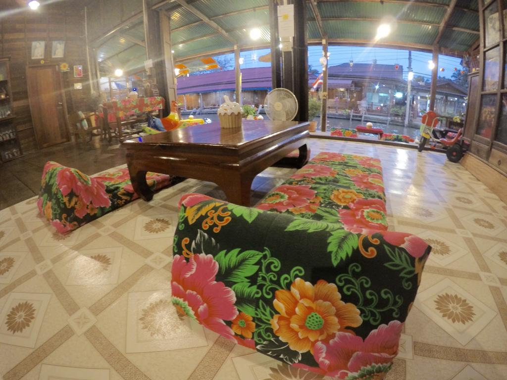Baanklong Amphawa Homestay Exterior photo